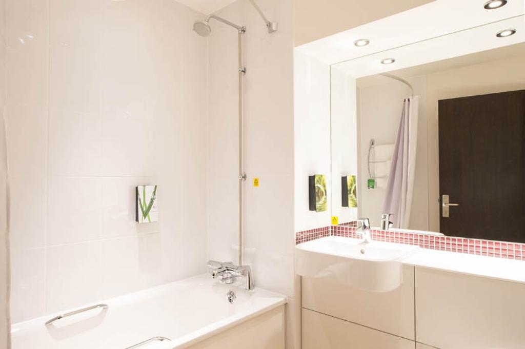 Premier Inn Inverness East 外观 照片